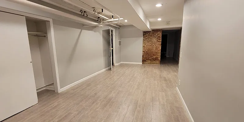 Rented by HFF Realty LLC | media 12