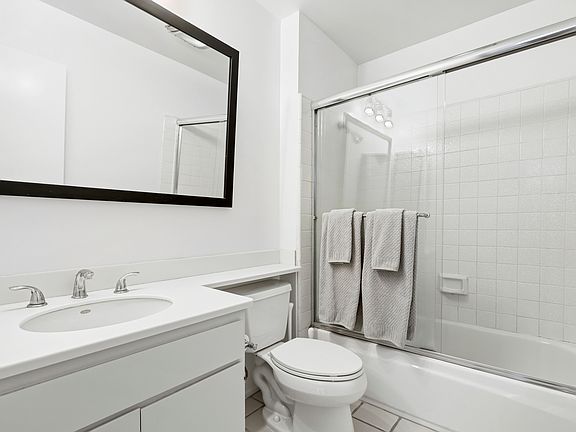 4th image of 122 Corsica Dr