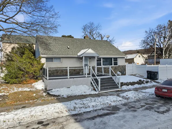 25 111th Street, Troy, NY 12182