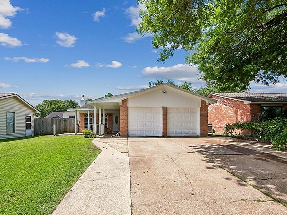 4th image of 1809 Flamingo Dr