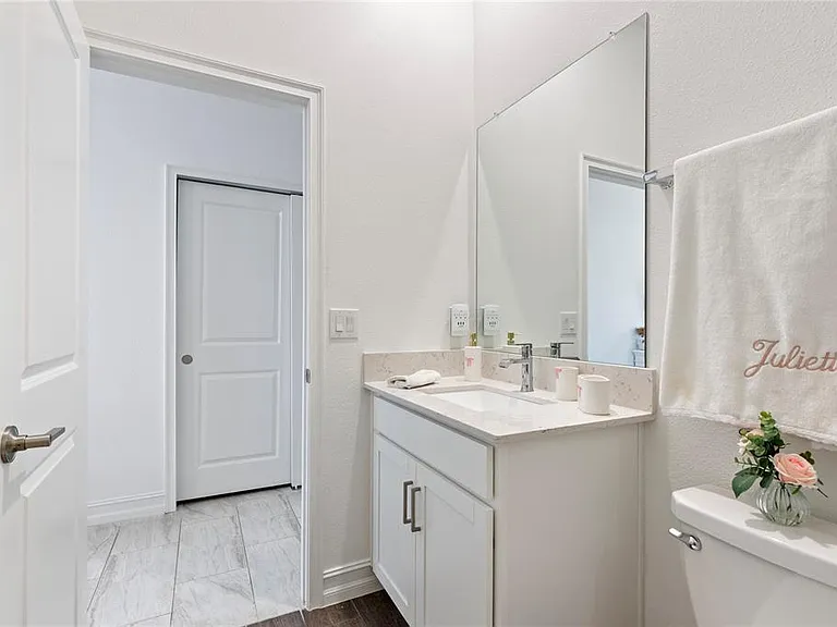 8692 Little Bluestem Dr — Photo 27
