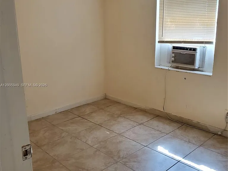 2114 McKinley St #A — Photo 9