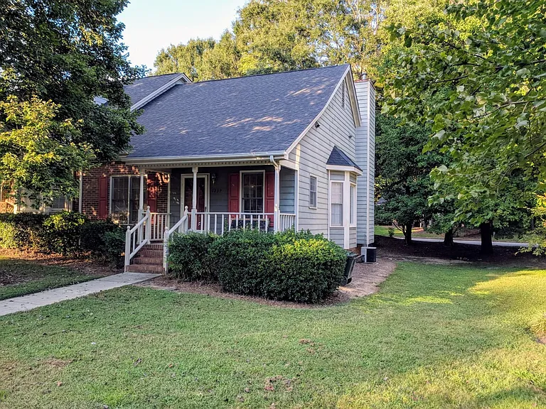 1232 Shadowbark Ct — Photo 1