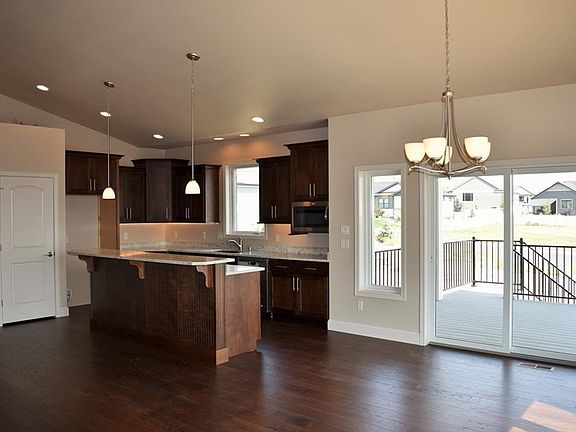 2nd image of 3205 Harrier Ln