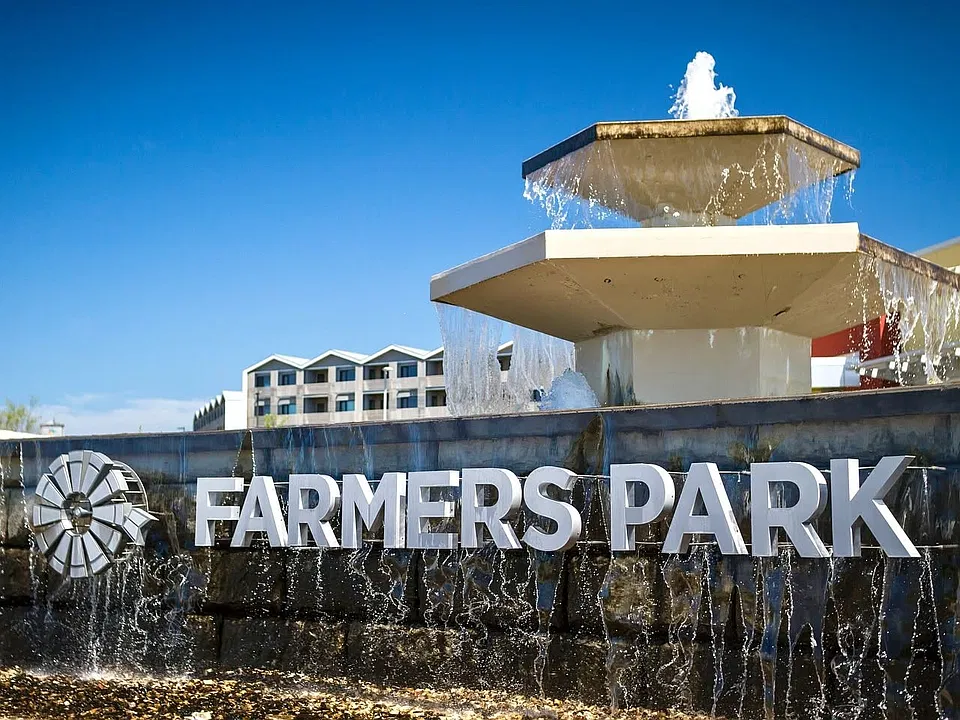 Farmers Park Apartments