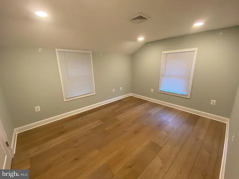538 Durham Rd #D — Photo 8