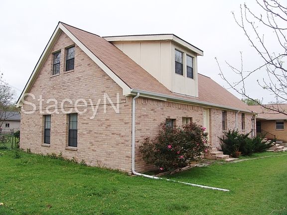 2nd image of 530 Dawson Dr