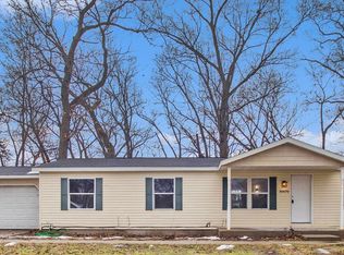 30670 Woodsprings Dr, Granger, IN 46530