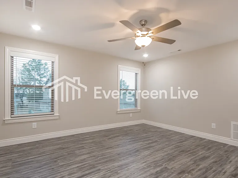 605 E Osage Trce — Photo 10