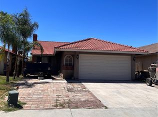 145 Appletree Dr, Perris, CA 92571