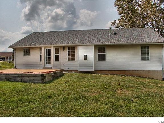 3rd image of 1218 White Oak Ct