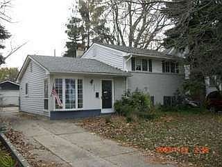 1st image of 132 E La Salle Ave