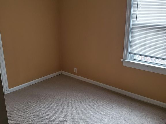 5th image of 605 N McKenzie St