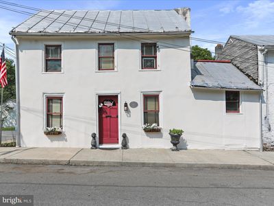 120 S Water St, Charles Town, WV, 25414