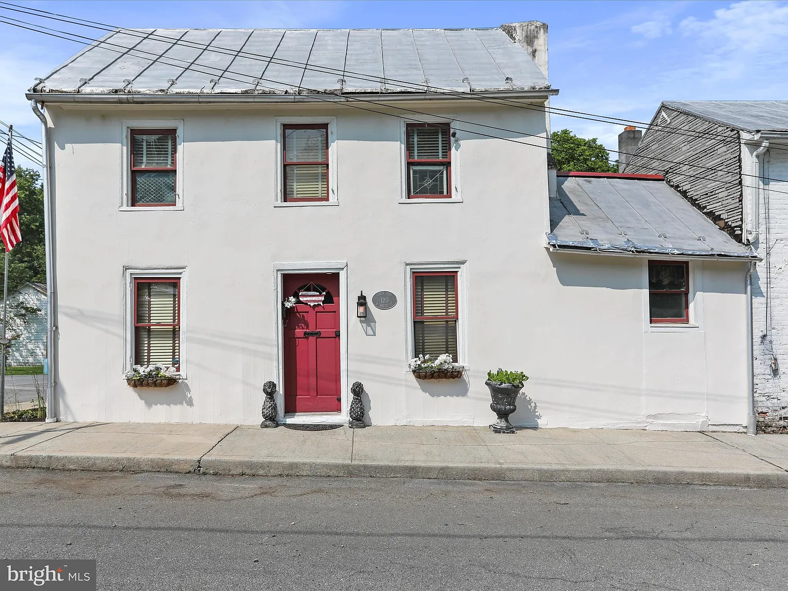 120 S Water St photo 1