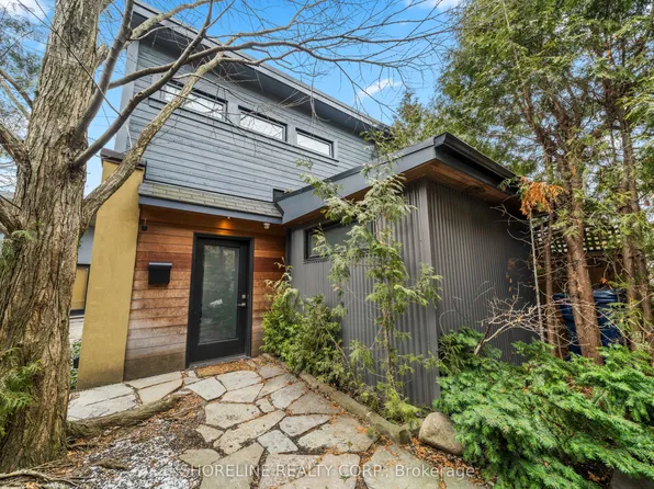 162 Rusholme Rd, Toronto, ON M6H 2Y7