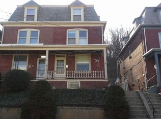 1512 Fairview St, Reading, PA 19606