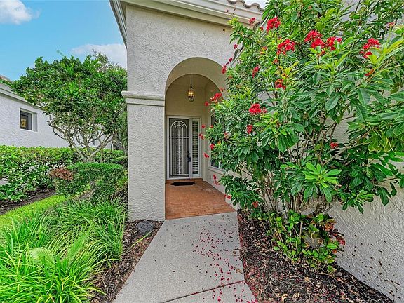 2nd image of 3883 ALAMANDA DRIVE