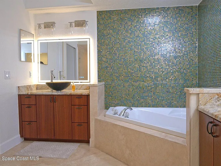 2095 Highway A1A #4402 — Photo 17