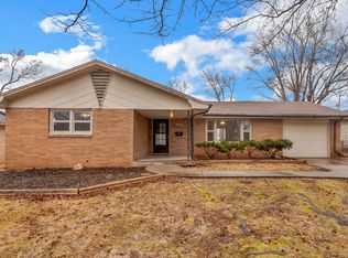 2139 E Monroe St, Springfield, MO 65802