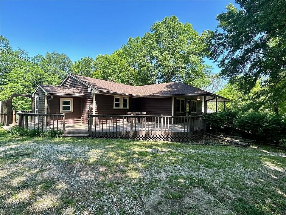 1200 S 16th St, Leavenworth, KS 66048 Zillow