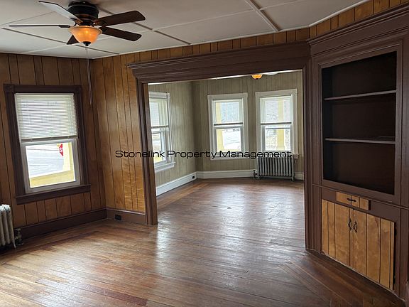 3rd image of 125-127 Pond St #1