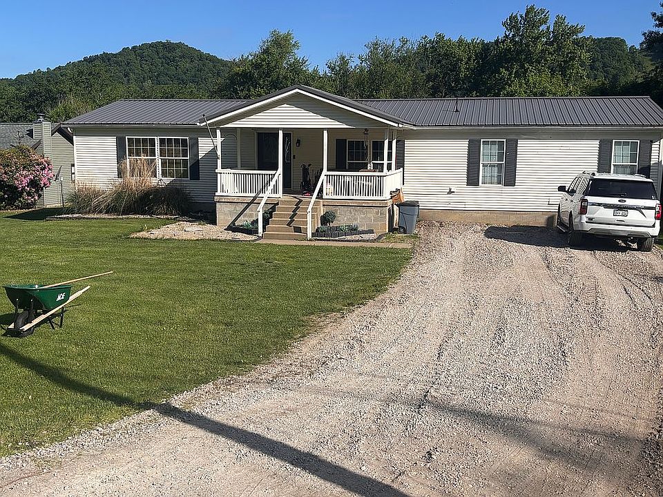 1st image of 35 Carmen Ln
