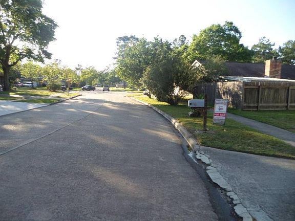4th image of 20230 Foxchester Ln