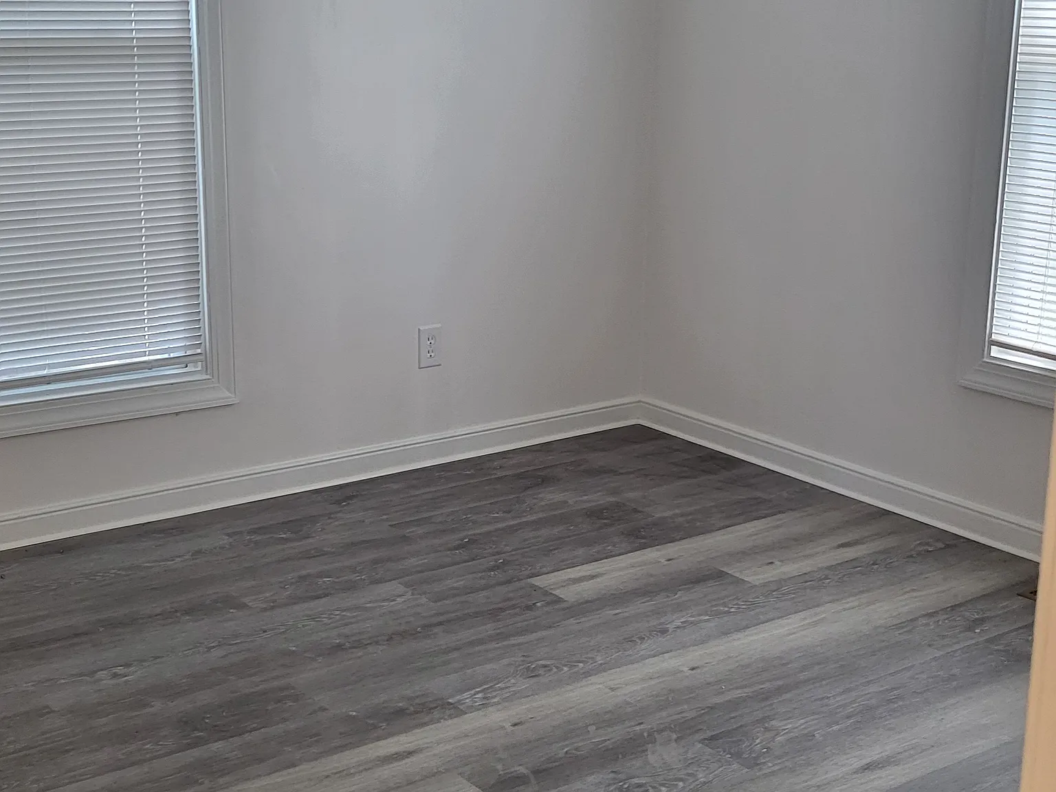 3 bed, 1122 sqft, $1,695 — Photo 3