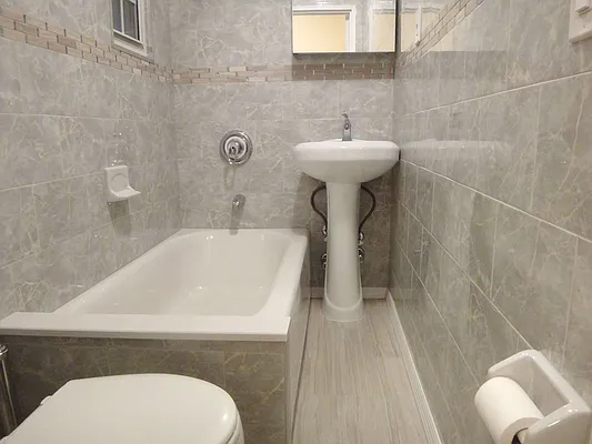 Rented by Paley Management | media 7