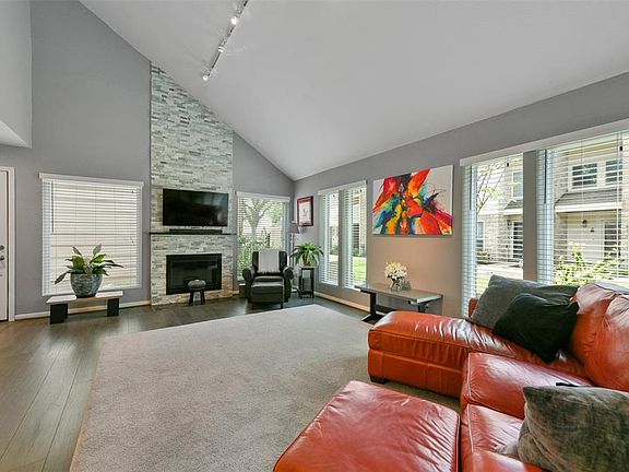 3rd image of 12625 Memorial Drive #64