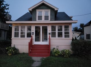 402 Hartwell Ave #1/2, East Syracuse, NY 13057