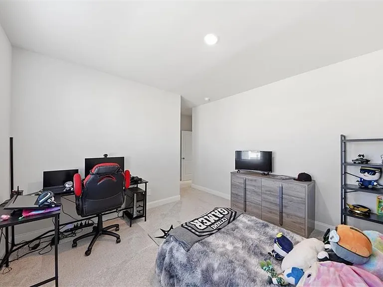 3939 Alderstone Dr — Photo 35