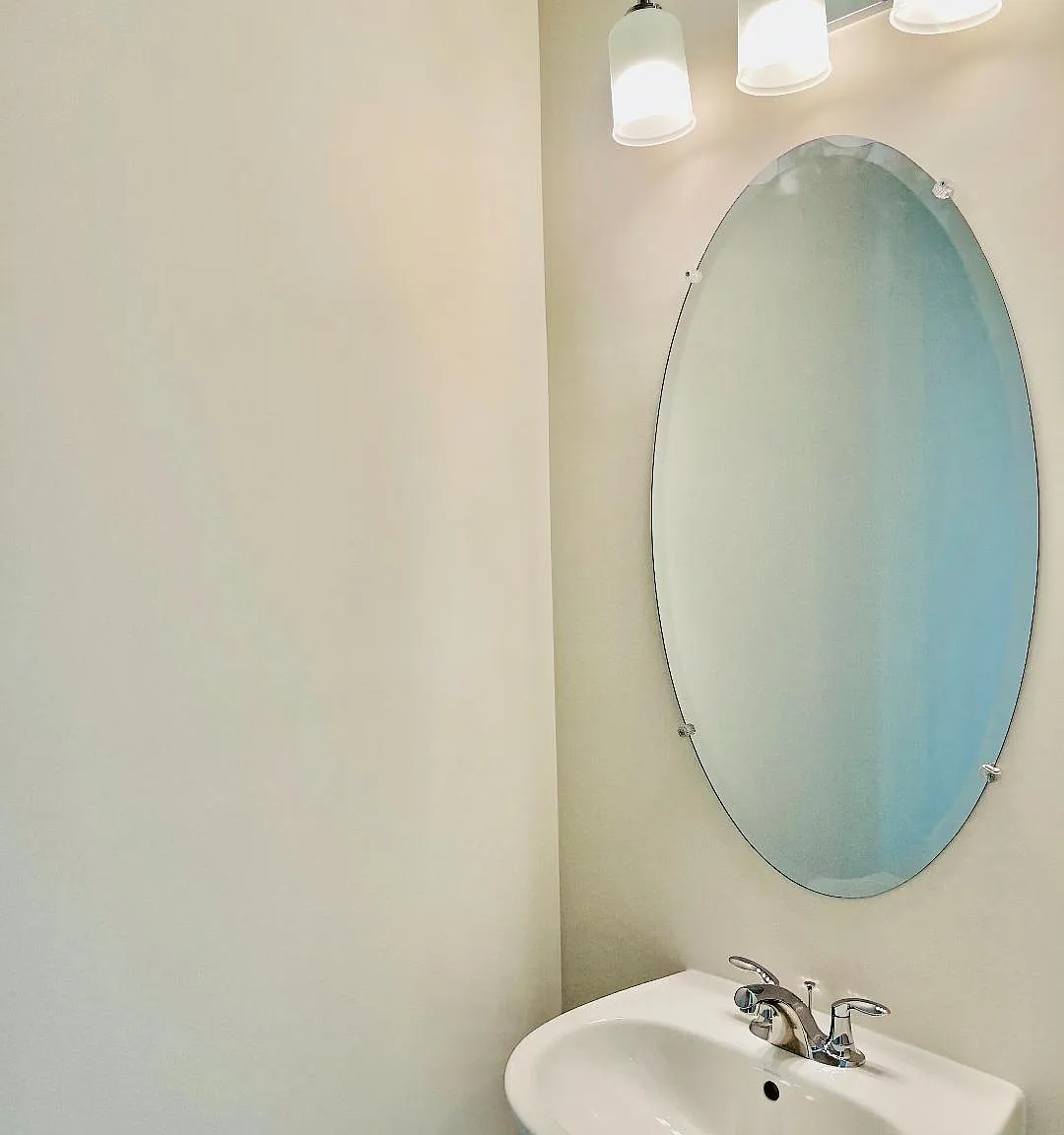 4 bed, 3.5 bath, 2000 sqft, $3,199 — Photo 4