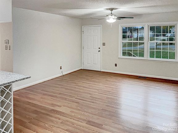 3rd image of 4609 Jamee Dr