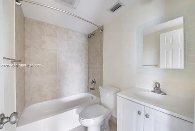 7747 SW 86th St #D-402 — Photo 9