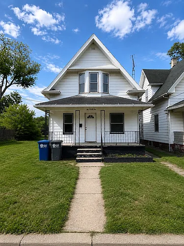 631 Curtis St Photo 1