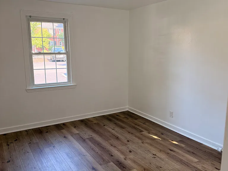 848 Thorn St #79 — Photo 3