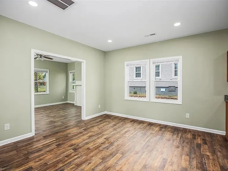 2335 NW Greenway Ave — Photo 18