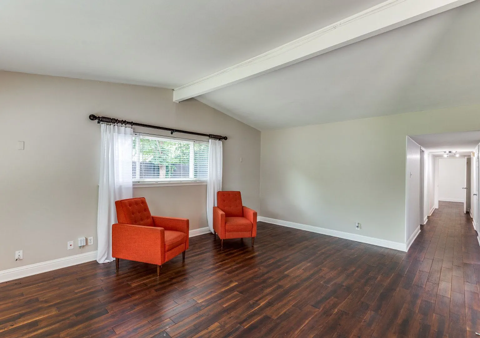 Mid-Century Modern In Macarthur Park — Photo 3