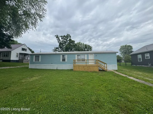 303 S Meadow Dr, Irvington, KY 40146
