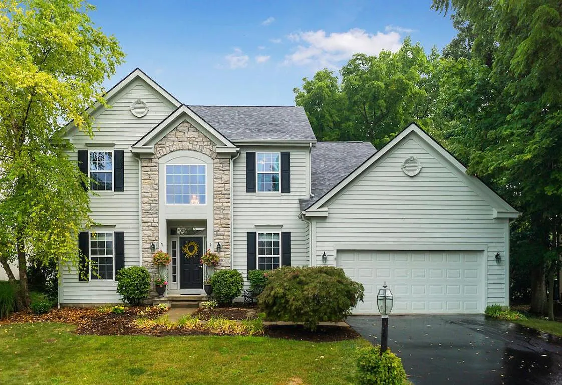 370 Village Ridge Dr photo 1