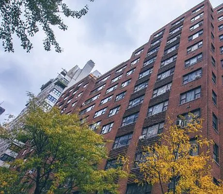 Rented by Solil Management | media 10