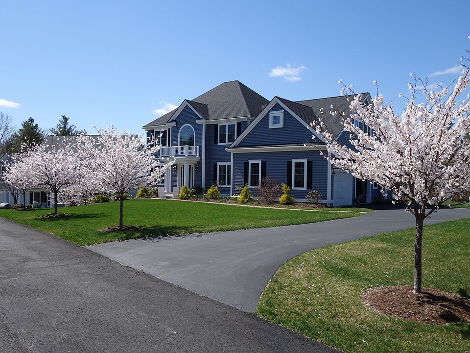 2nd image of 28 High Point Dr