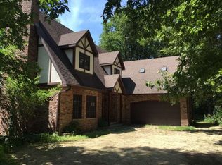 1010 N Daysville Rd, Oregon, IL 61061