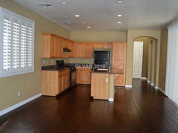 3rd image of 9888 Lake Austin Ct