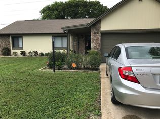 628 N Apache Cir, Deltona, FL 32725