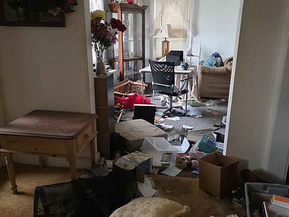4th image of 41 James Ave