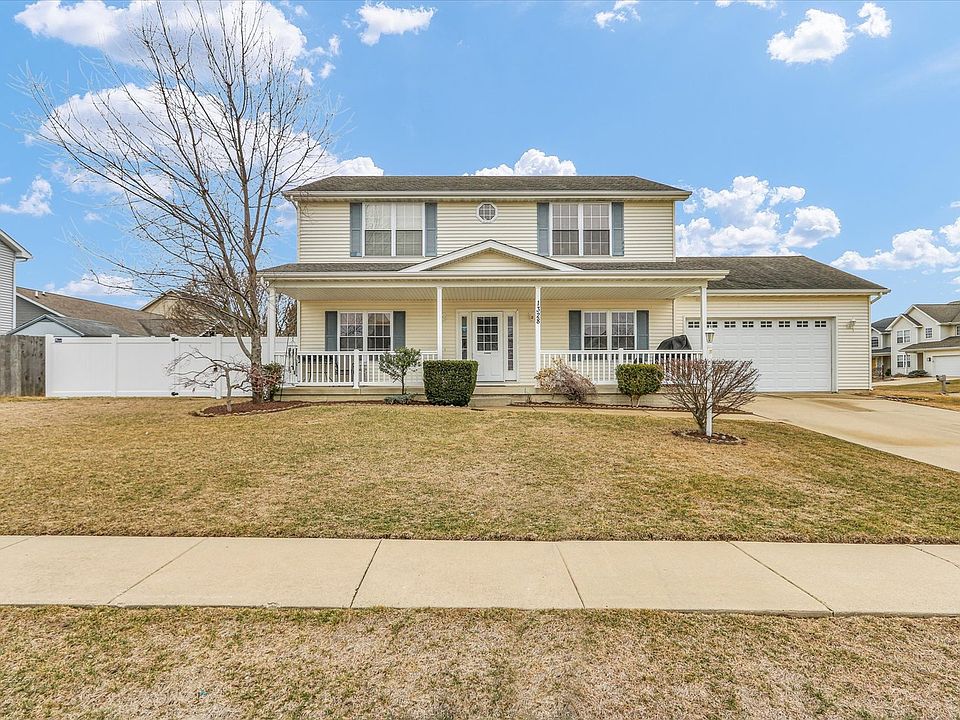 1st image of 1328 W Ridge Ln