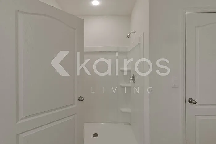 32005 Katelin Cir — Photo 17